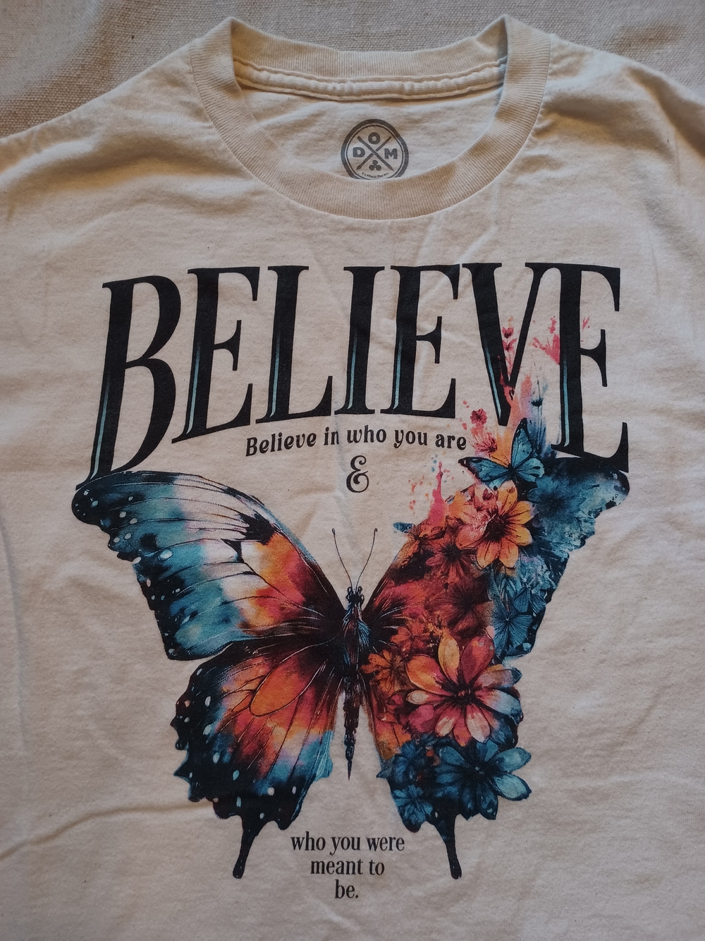 DOM It's About The Art Butterfly Graphic Tee Women's Size Large